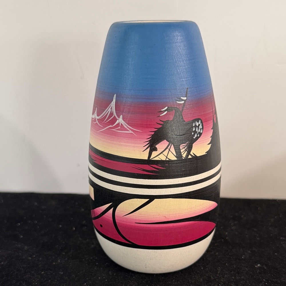 Cedar Mesa Native American Navajo Pottery Vase Signed End Of The Trail Horse